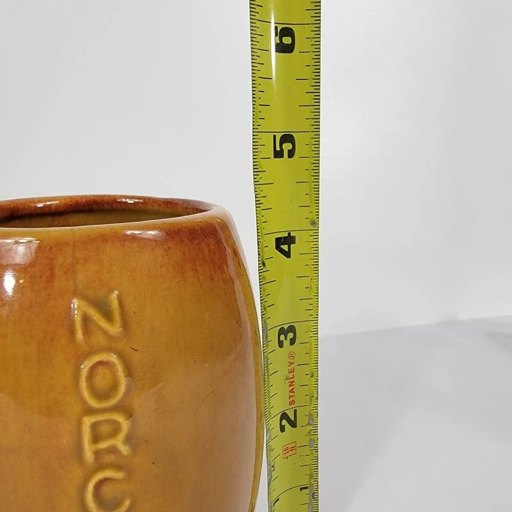 Haeger Pottery Norcross Shield Cross‎ Yellow Gold Mug Cup Coffee Tea